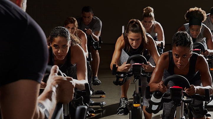 Cours de Biking Cycling RPM Salle de Sport Bordeaux
